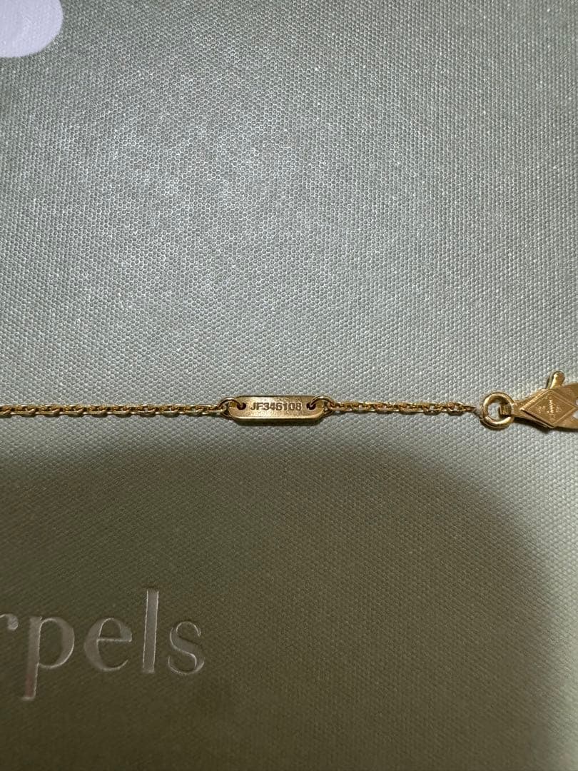 Van Cleef & Arpels スウィート アルハンブラ ペンダント