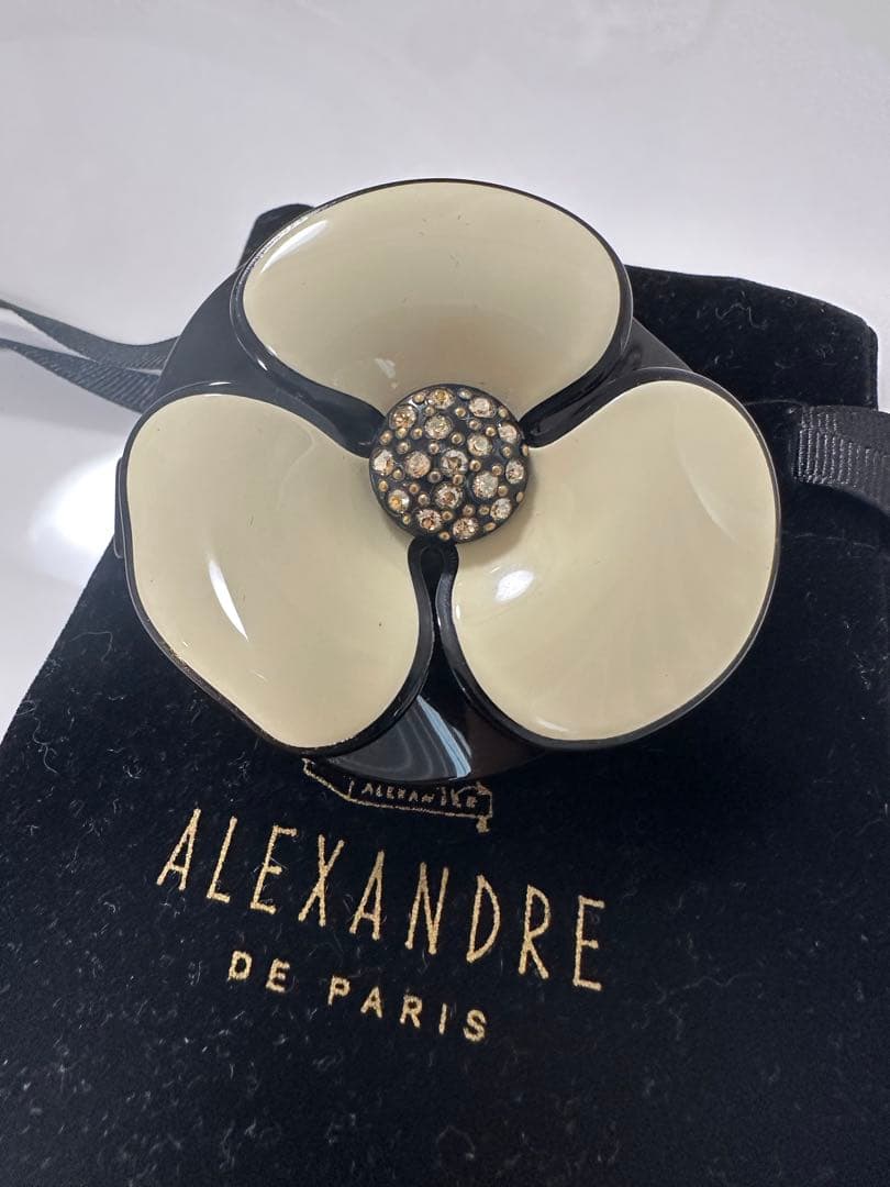 アレクサンドルドゥパリ　カメリア　【LISERAI】バレッタ (6 cm)