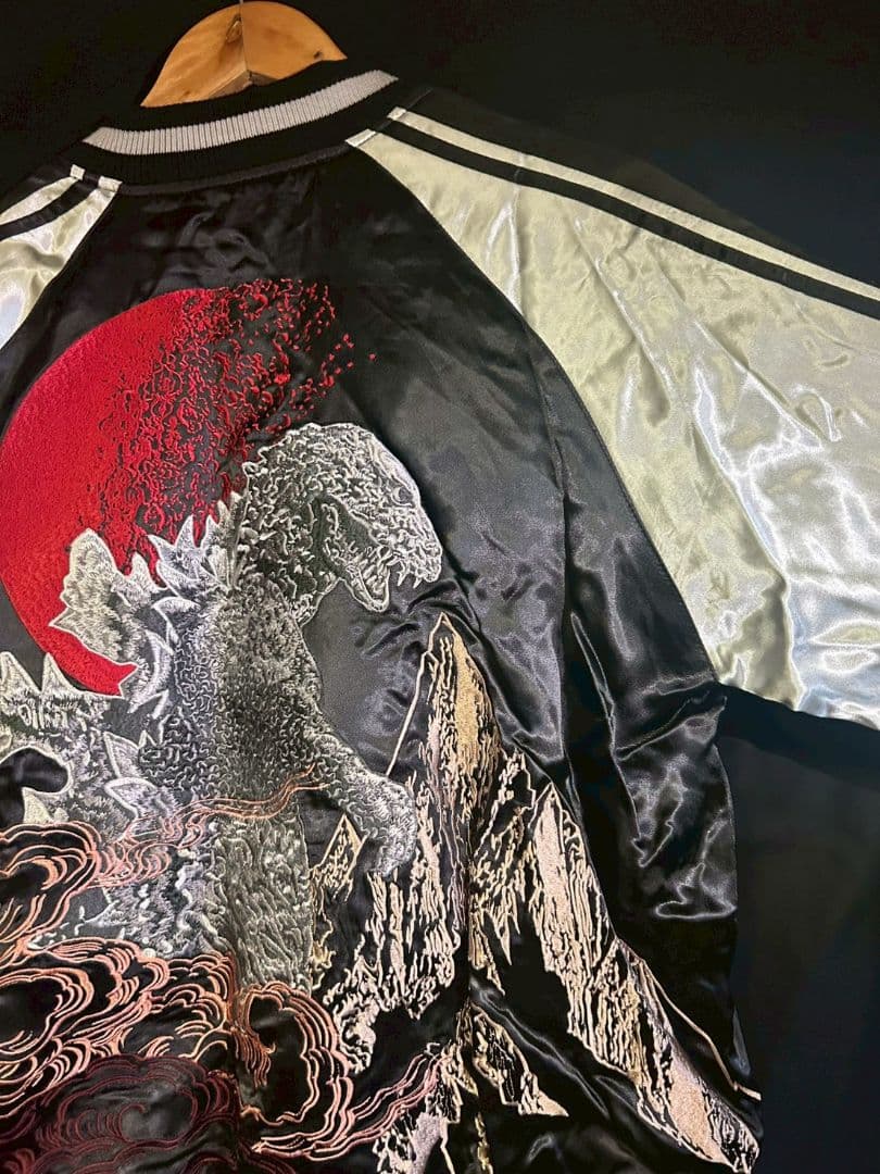 ゴジラ　スカジャン　レディースXL