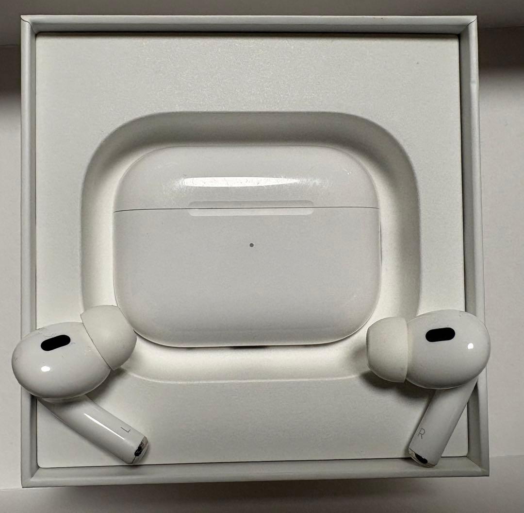 AirPods Pro（第2世代）MagSafe充電ケース付き