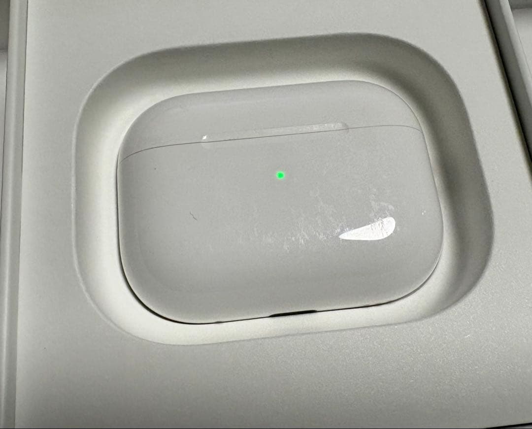 AirPods Pro（第2世代）MagSafe充電ケース付き