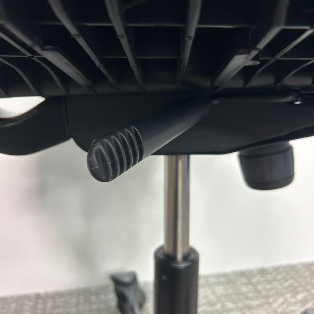 【C】オフィスチェア HAG Capisco ホーグ カピスコ 布張 　ブラック