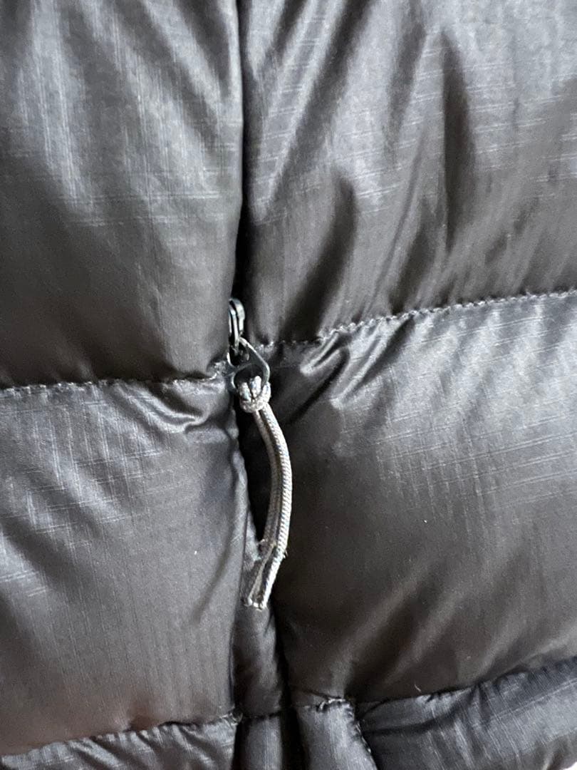 本日限定montbell ライトアルパインダウンジャケットZIP部品破損