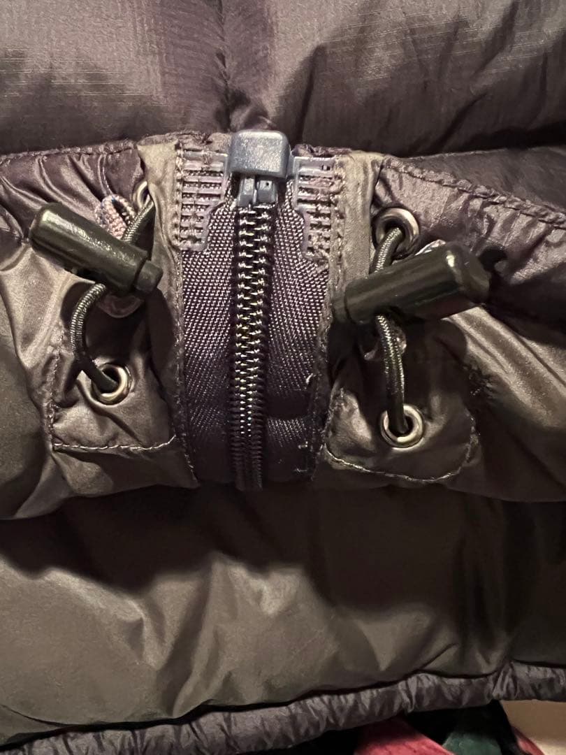 本日限定montbell ライトアルパインダウンジャケットZIP部品破損