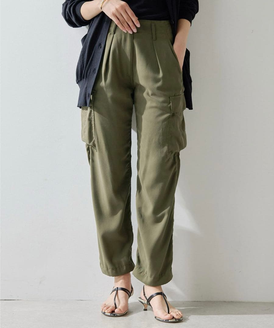 美品24SS 完売品✨ウィムガゼット バックサテンカーゴパンツ グリーン　36