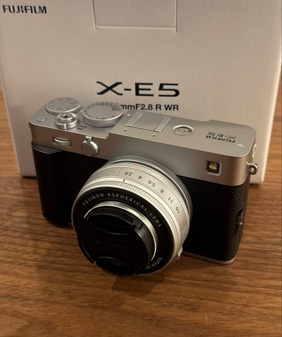 FUJIFILM X-E5 レンズキット　XF 23mm f2.8 フジフィルム