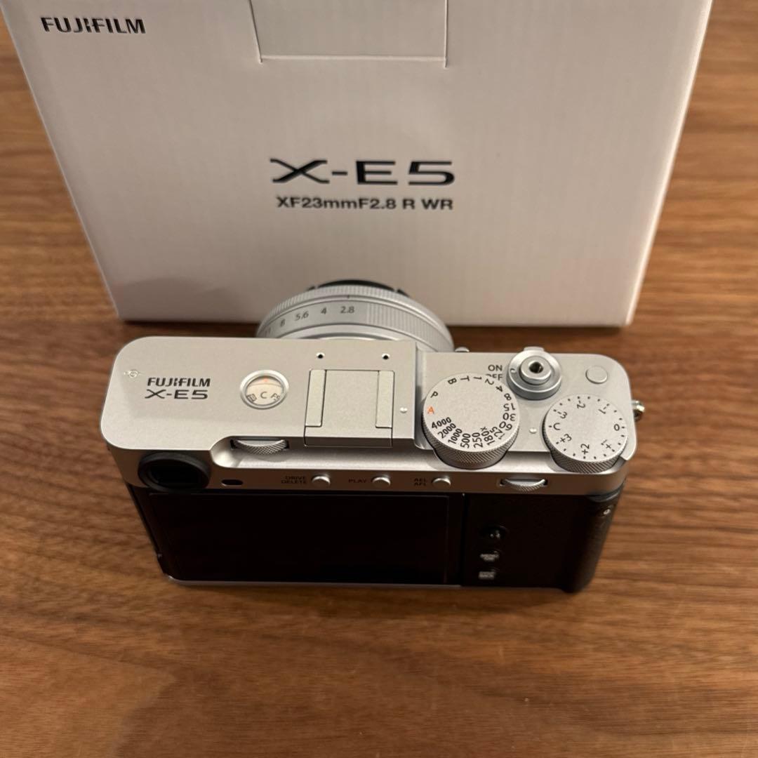 FUJIFILM X-E5 レンズキット　XF 23mm f2.8 フジフィルム