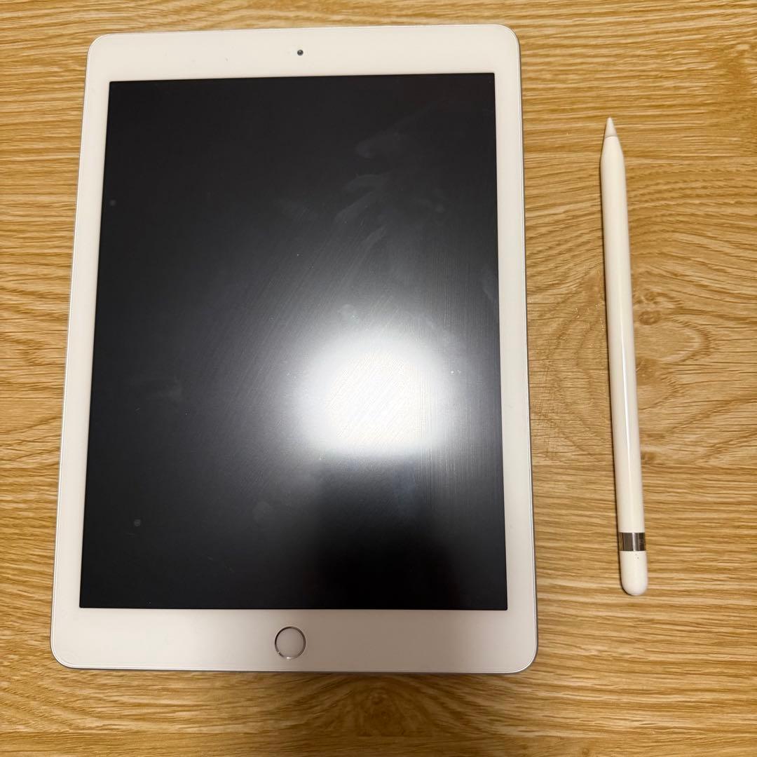 美品　iPad無印第6世代　32GB wifiモデル