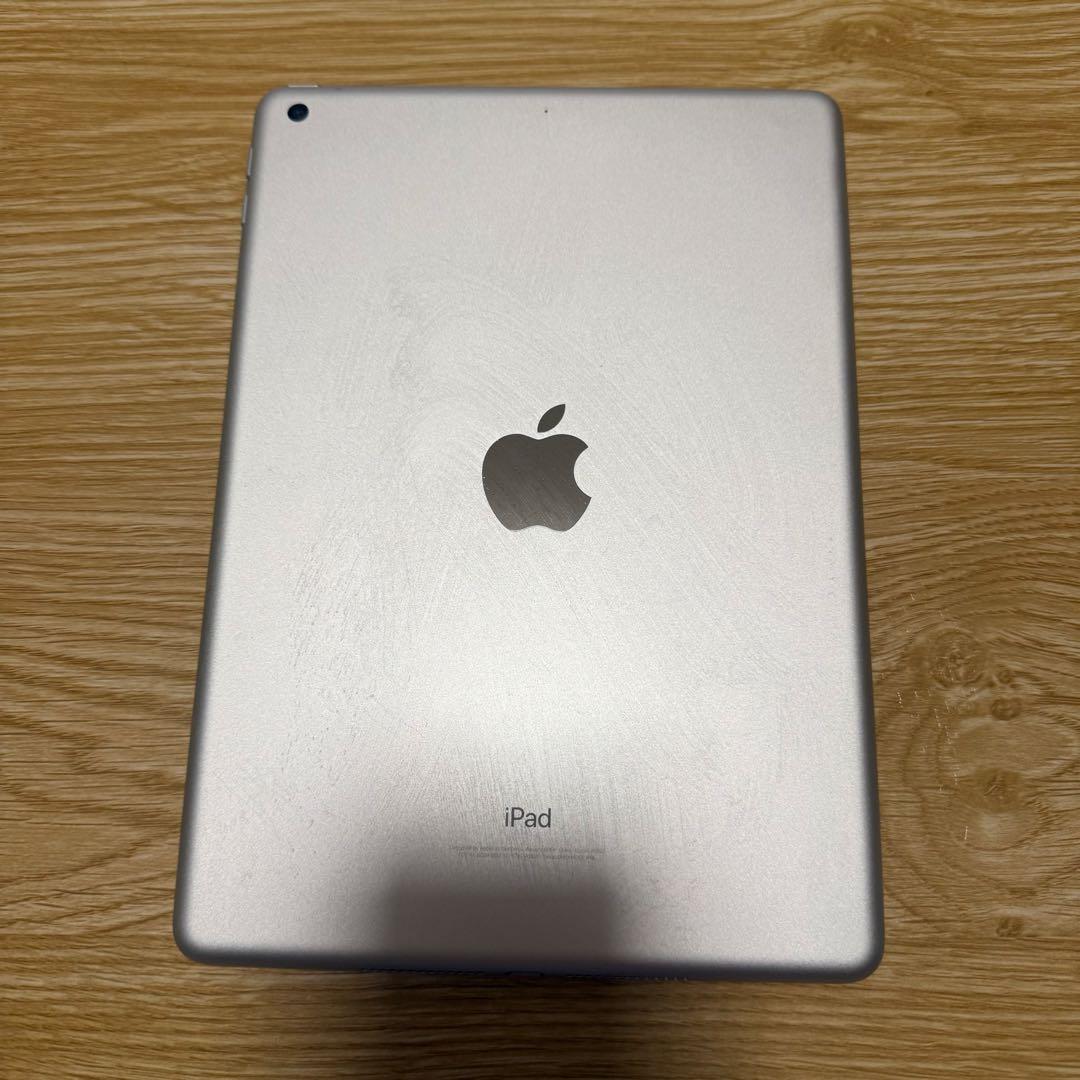 美品　iPad無印第6世代　32GB wifiモデル