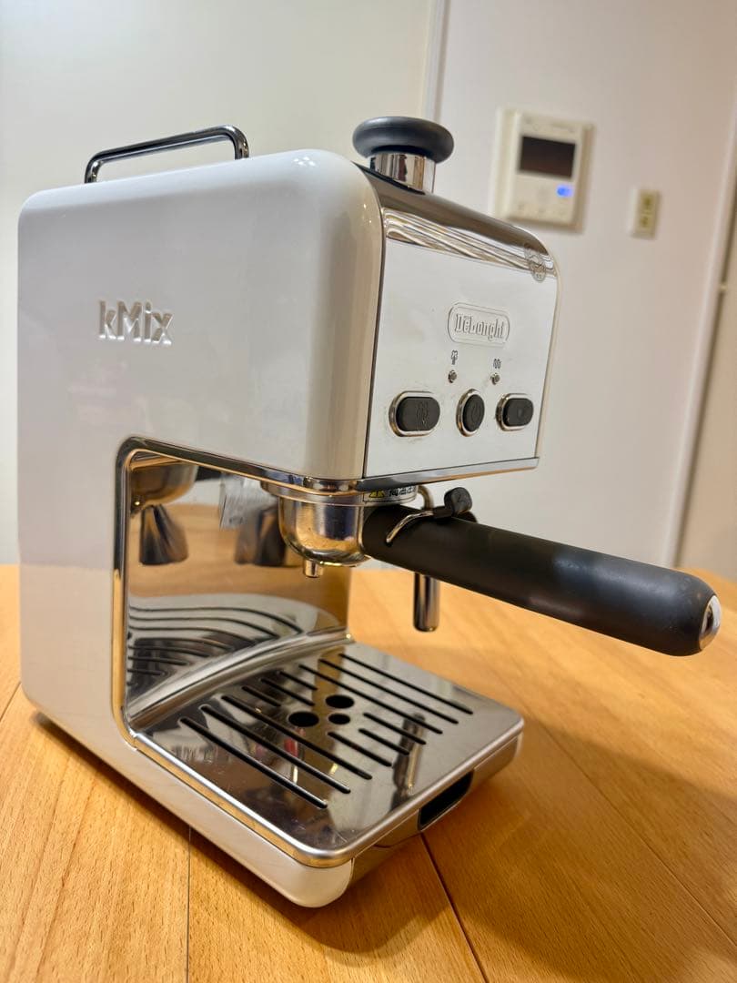 De'Longhi kMix エスプレッソマシン ホワイト
