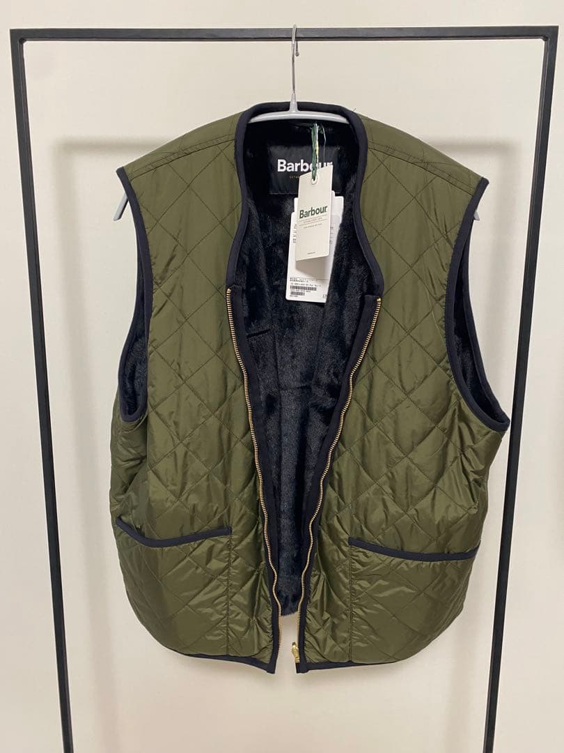 Barbour オリーブ キルティングベスト　グリーンレーベルリラクシング別注