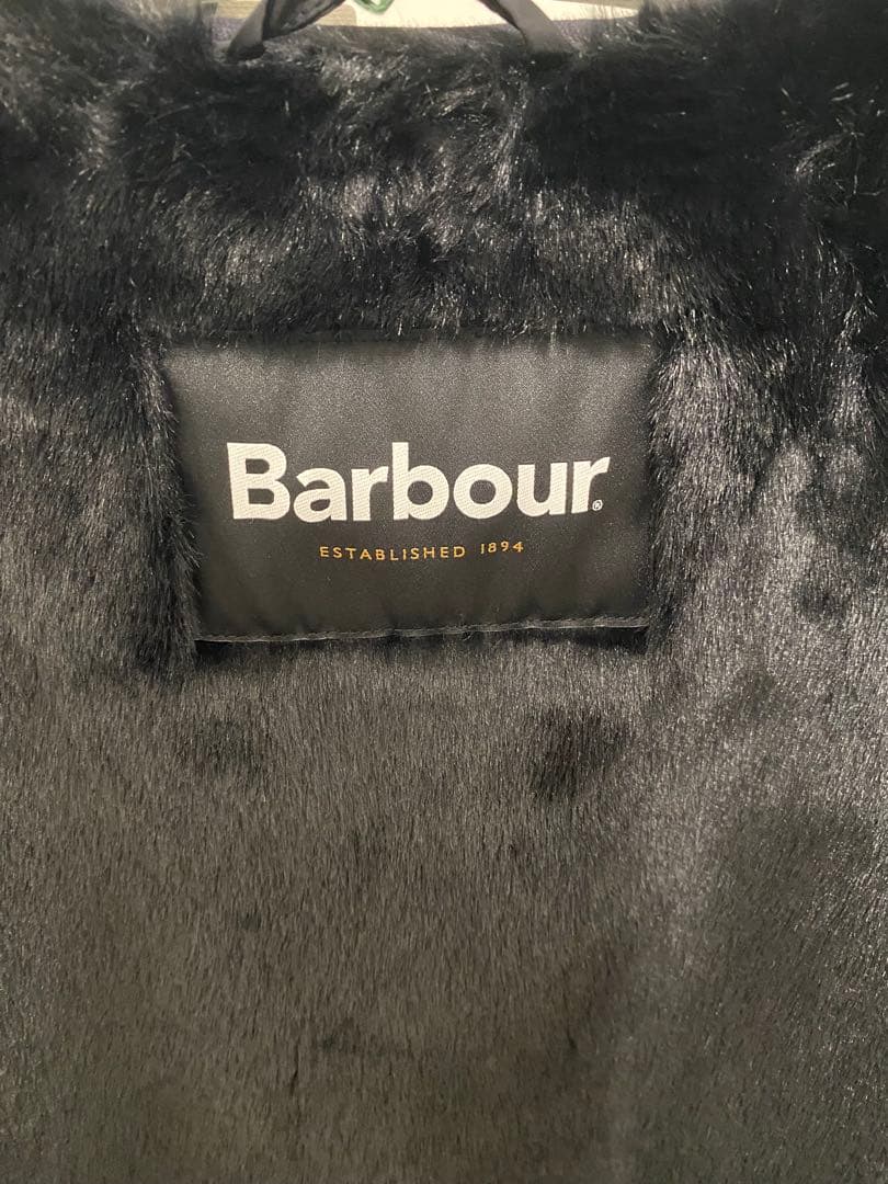 Barbour オリーブ キルティングベスト　グリーンレーベルリラクシング別注