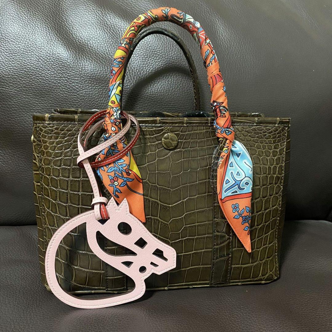 処分！ HERMES エルメス チャーム パドック シュヴァル ピンク 馬