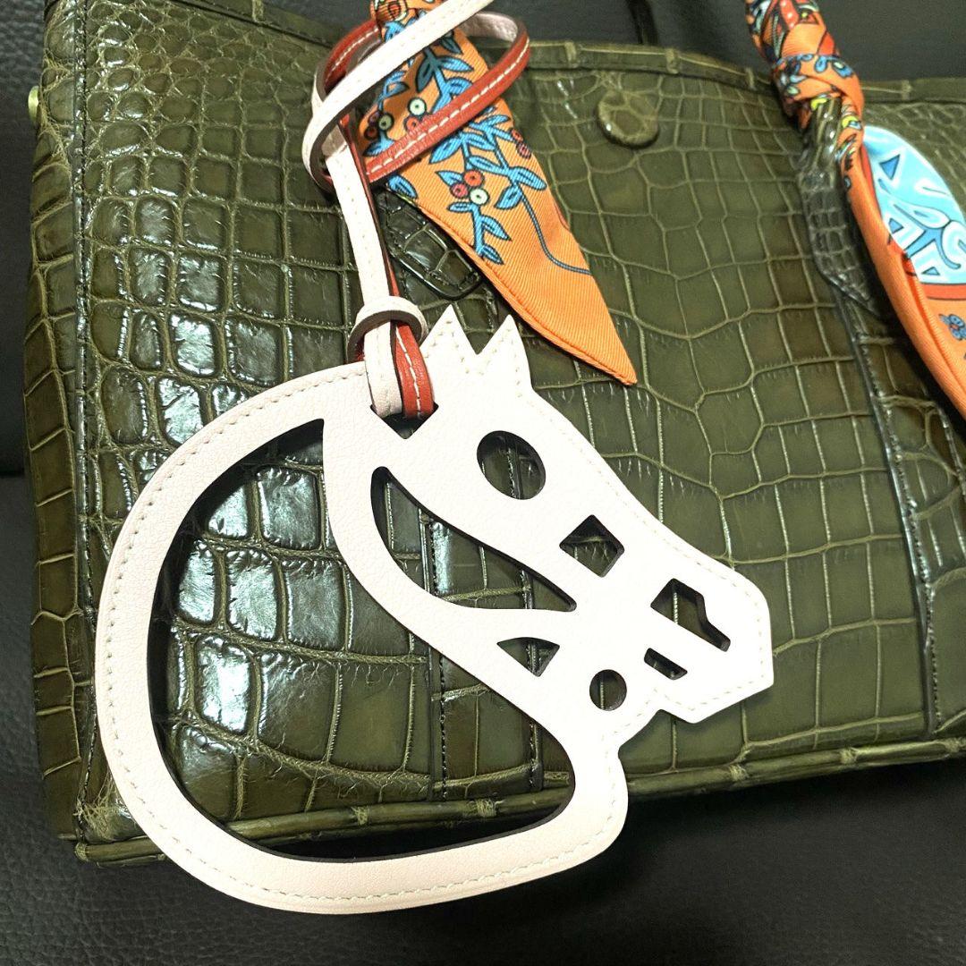 処分！ HERMES エルメス チャーム パドック シュヴァル ピンク 馬