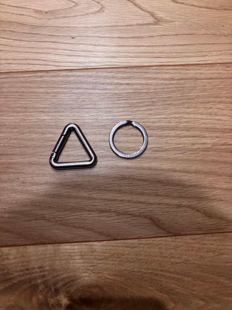 トライアングル キーリング ・早い者勝ち！！