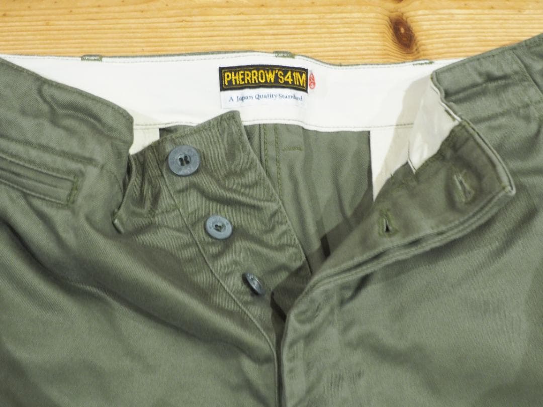 フェローズ　チノパン　オリーブ