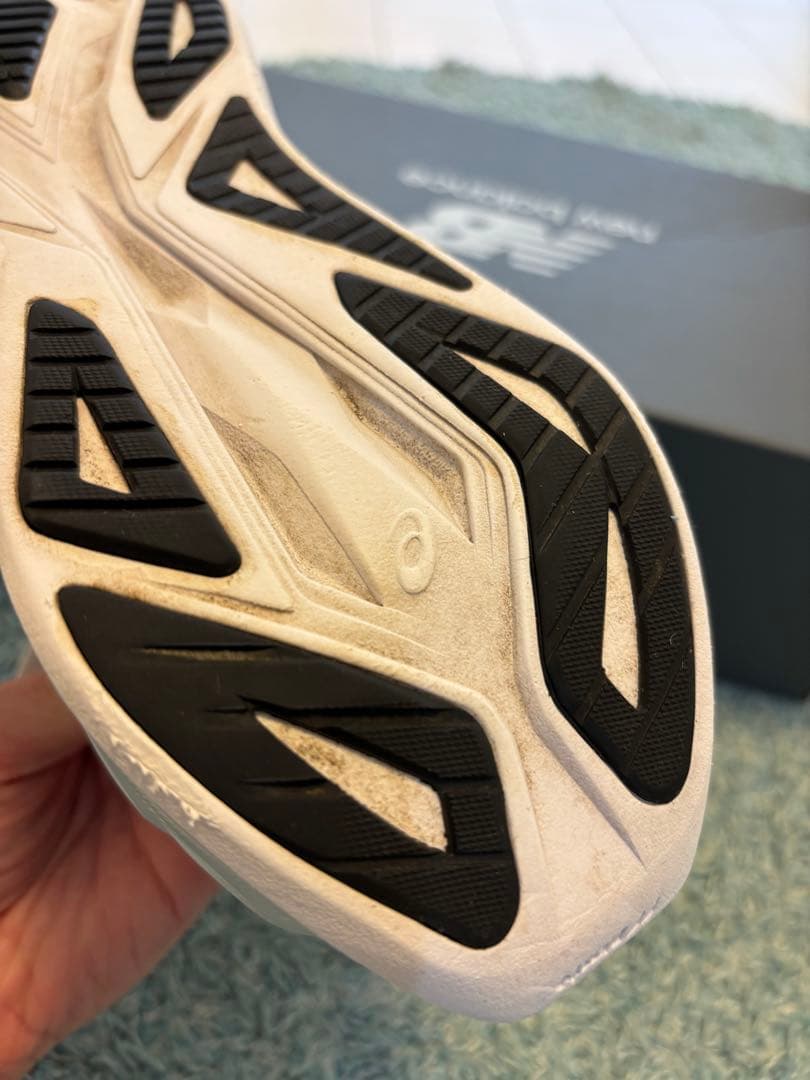 asicsアシックス スーパーブラスト2 25.5センチ