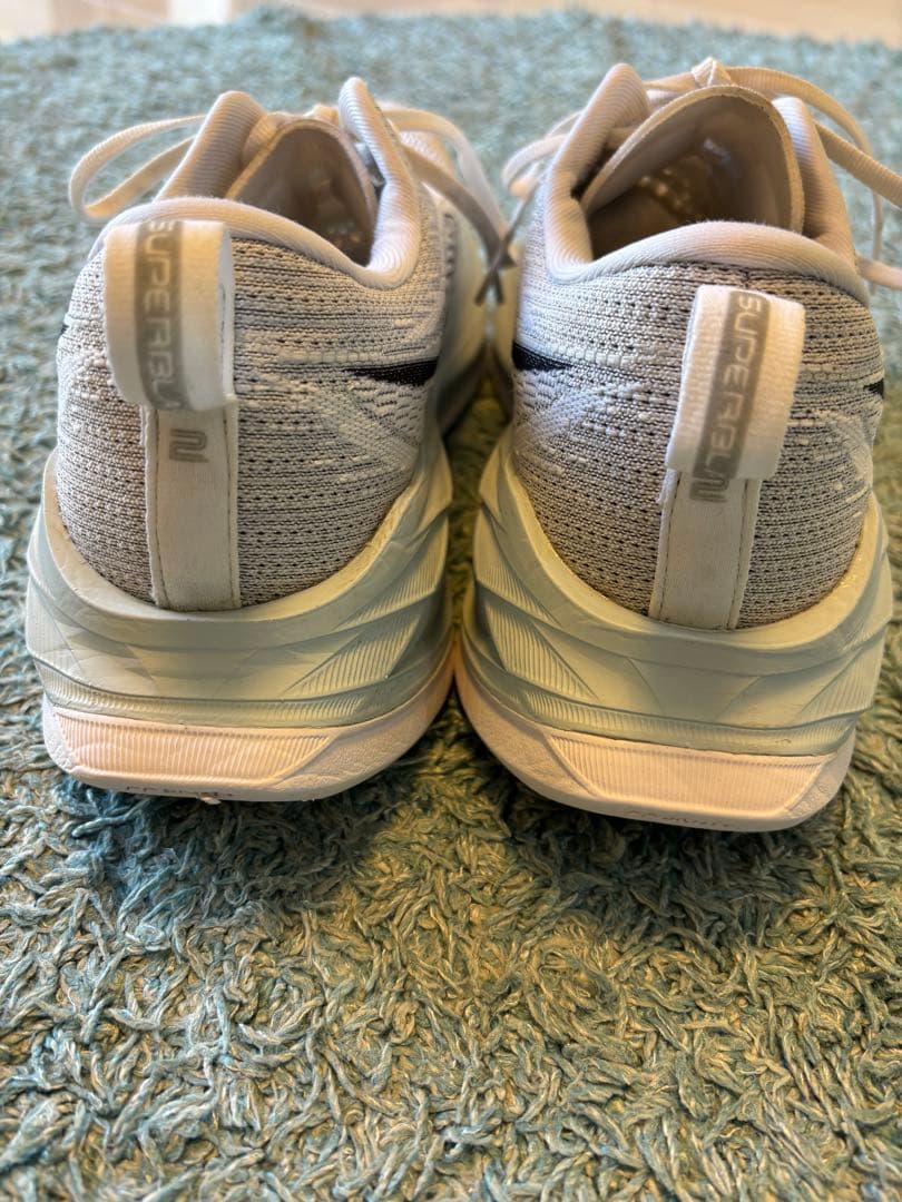 asicsアシックス スーパーブラスト2 25.5センチ