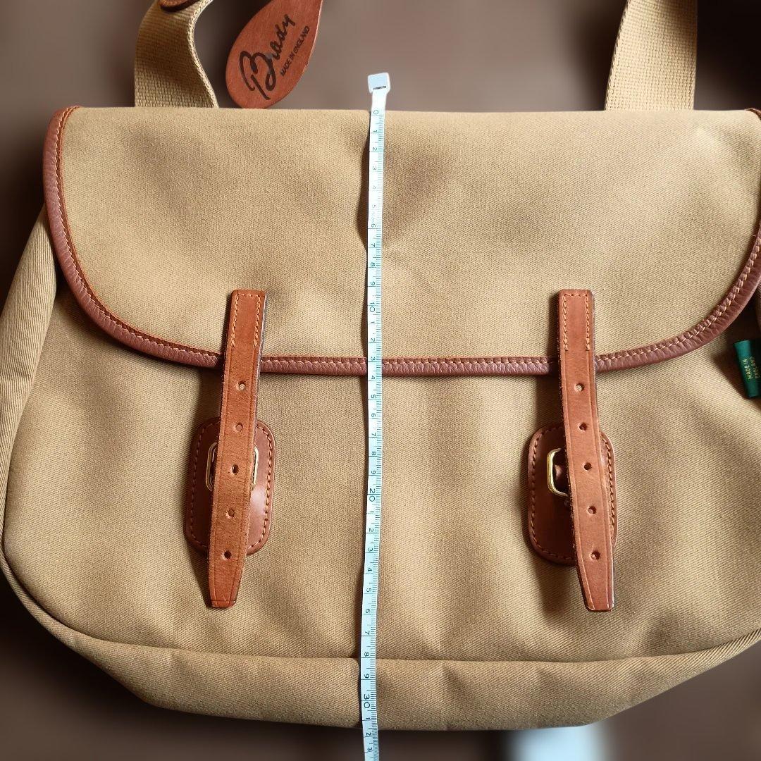 ベージュ キャンバス ショルダーバッグ