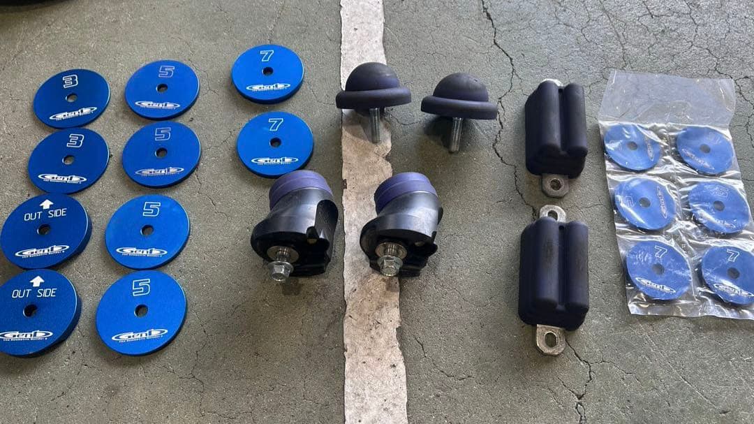 ハイエース200系　2wd 玄武　バンプ　リバンプ　セット