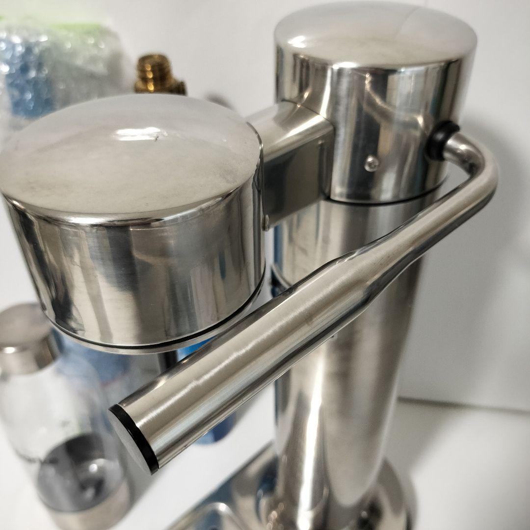 【動作保証】アールケ　カーボネーター2 炭酸水メーカー　シルバー　740