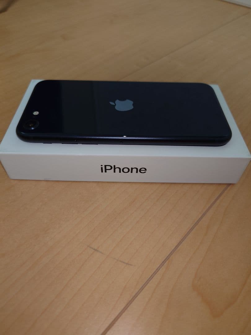 【保証付/即発送】iPhone SE 第3世代 100% 64GB SIMフリ