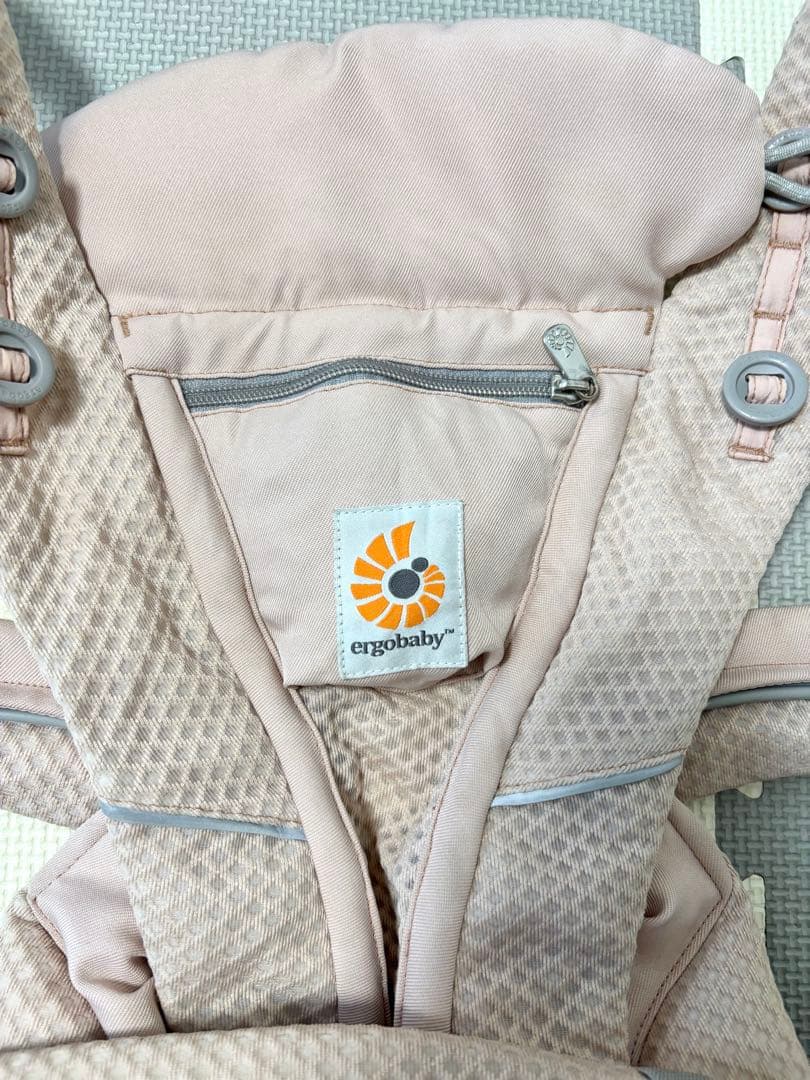 エルゴ オムニブリーズ ergobaby OMNI breeze 抱っこひも