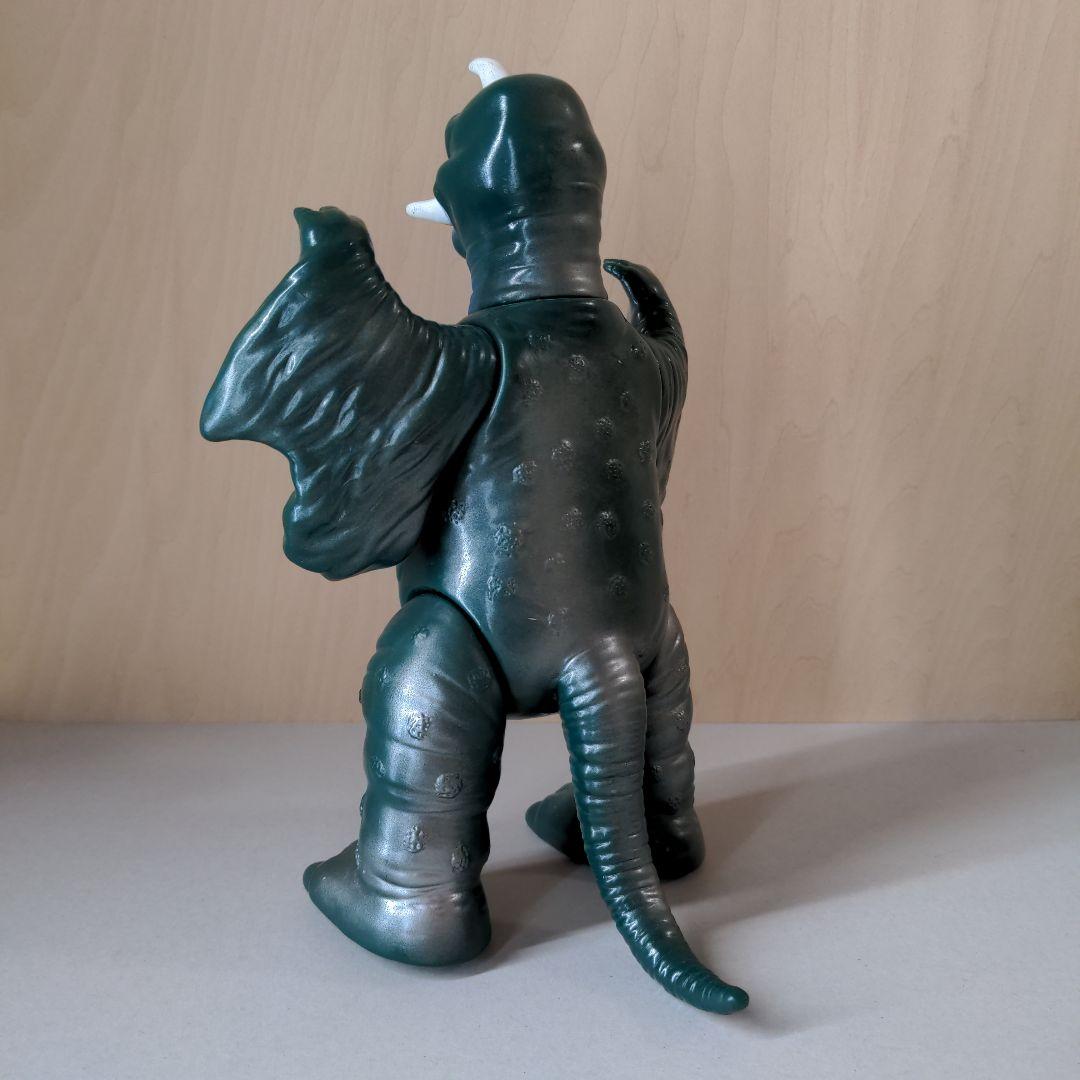 バンダイブルマーク　ペギラ