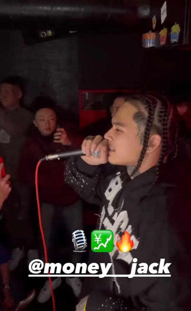 BLACK STAR パーカーのみ