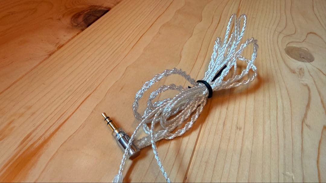 final B1 イヤホン