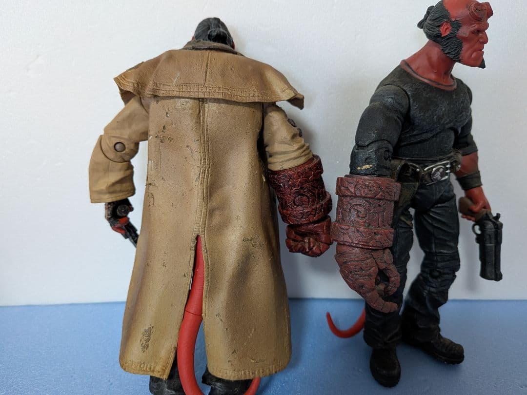 6体まとめ売りヘルボーイフィギュア