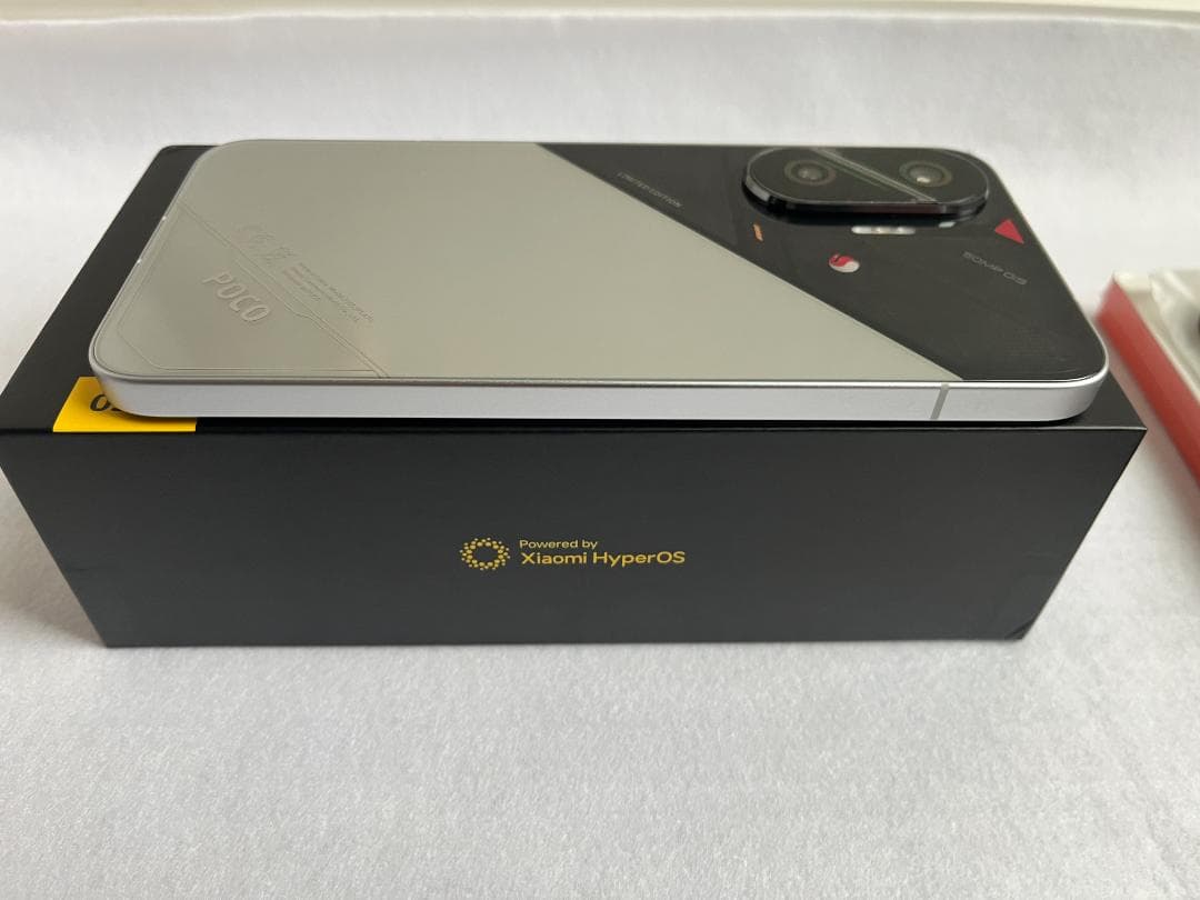 Xiaomi POCO F7 シルバー 12GB 256GB 極美品