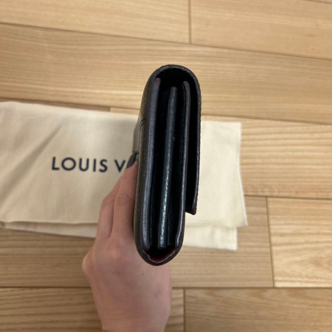 ルイヴィトン トリヨン ポルトフォイユ カプシーヌ