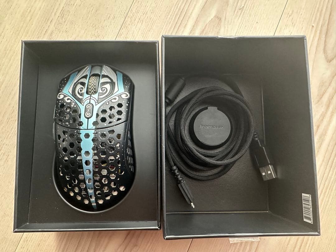 finalmouse Starlight Phantom small 本体