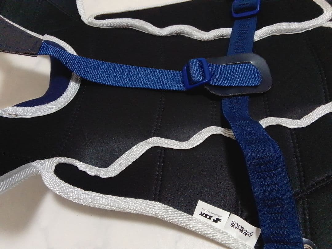 ジ*西様 美品 SSK 少年野球 キャッチャー防具 軟式 レガース プロテクター