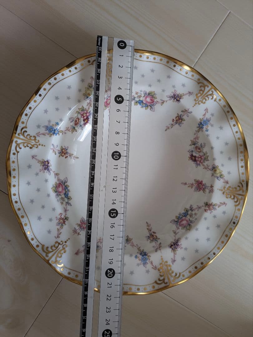 No2.ロイヤルクラウンダービーロイヤルアントワネット26㎝未使用スーププレート