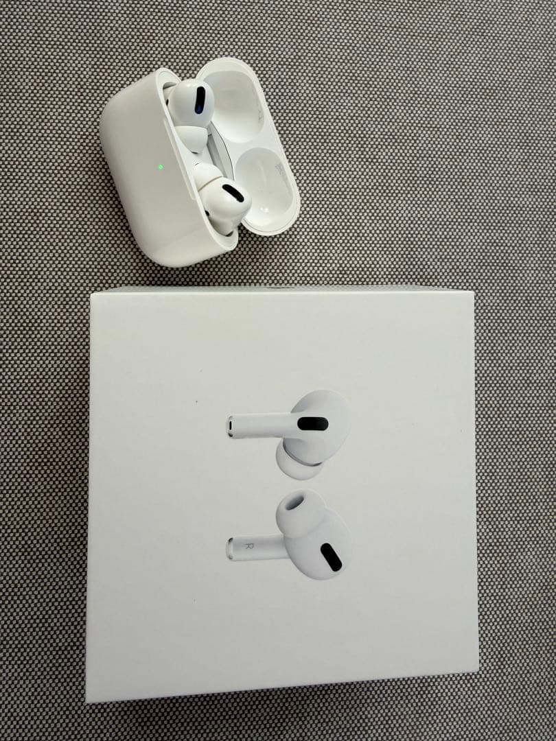 AirPods Pro 本体 充電ケース、外箱など付き