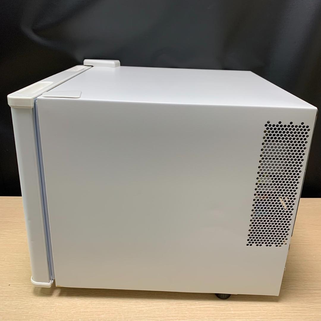 ★AMADEO　17L　冷蔵庫　ペルチェ式　WRF-1017AM