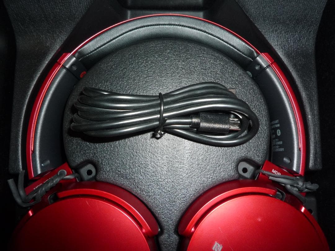 ソニー ワイヤレスヘッドホン 重低音モデル MDR-XB650BT