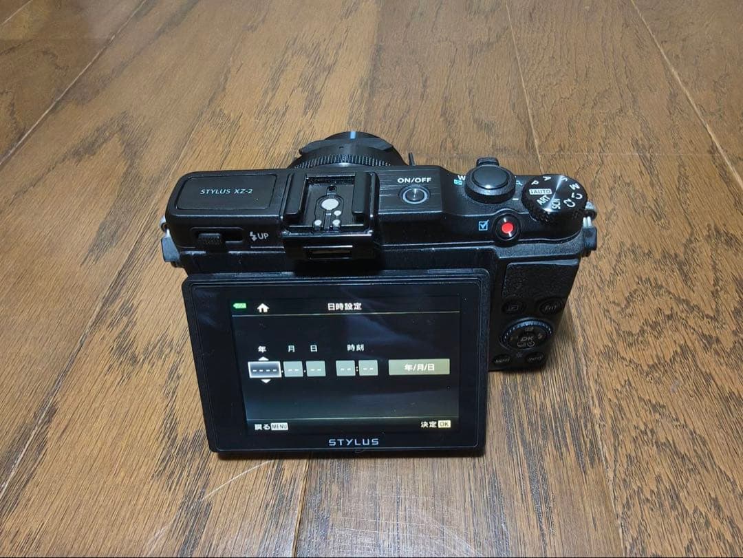 OLYMPUS オリンパス STYLUS XZ-2