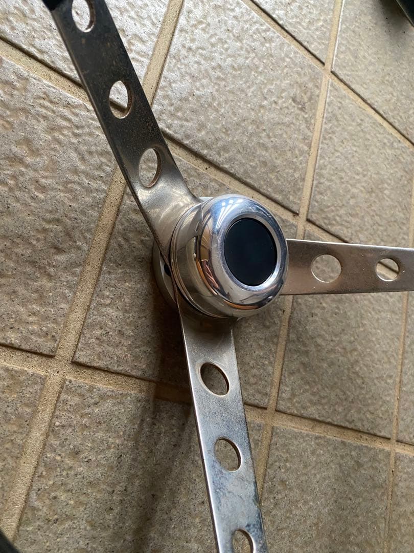 グランツステアリング　ムーンアイズ　セドリックワゴン　ジムニー　軽バン　アメ車