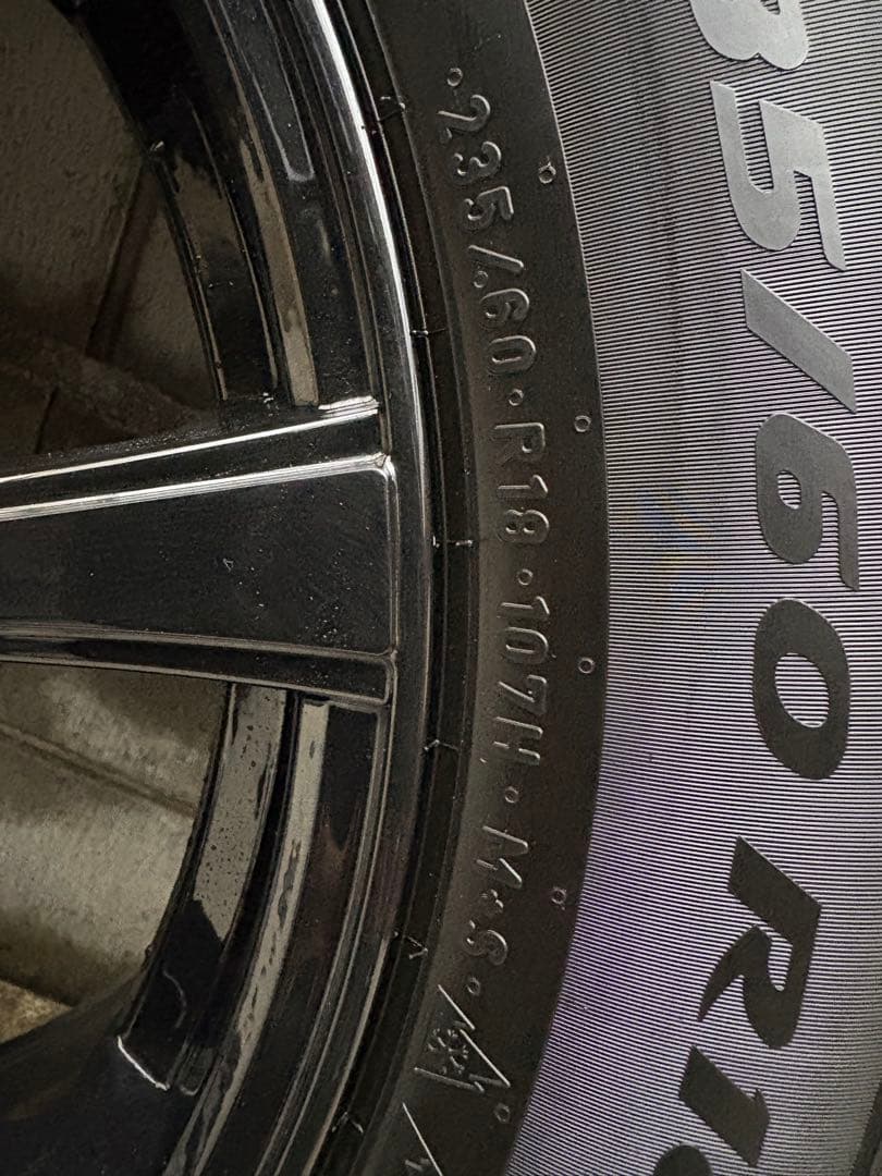 アウトランダーPHEV スタッドレスホイールセット 235/60 R18