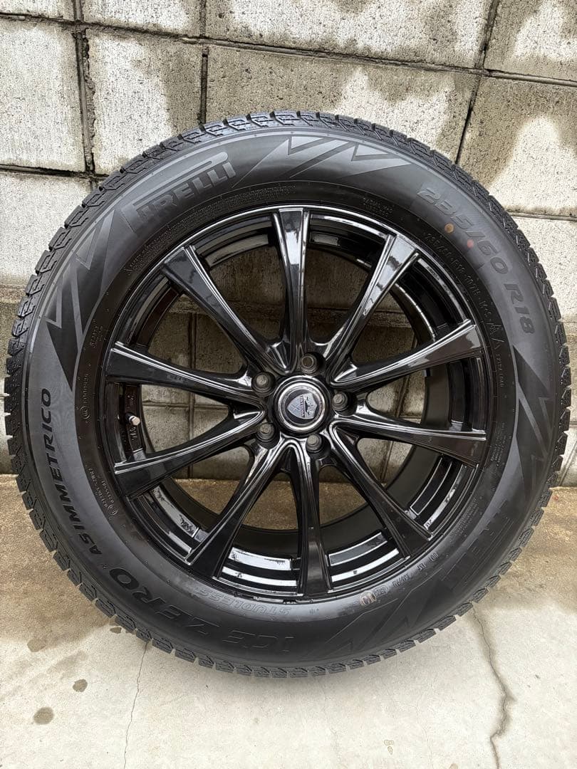 アウトランダーPHEV スタッドレスホイールセット 235/60 R18