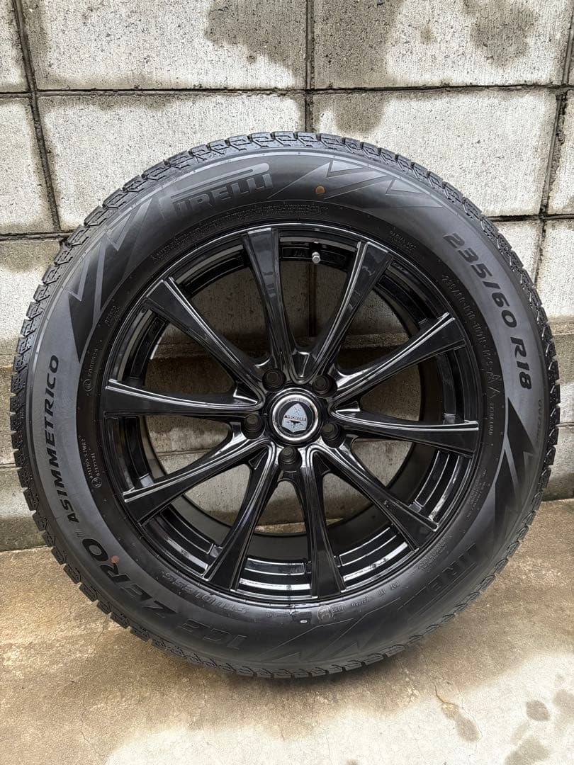 アウトランダーPHEV スタッドレスホイールセット 235/60 R18