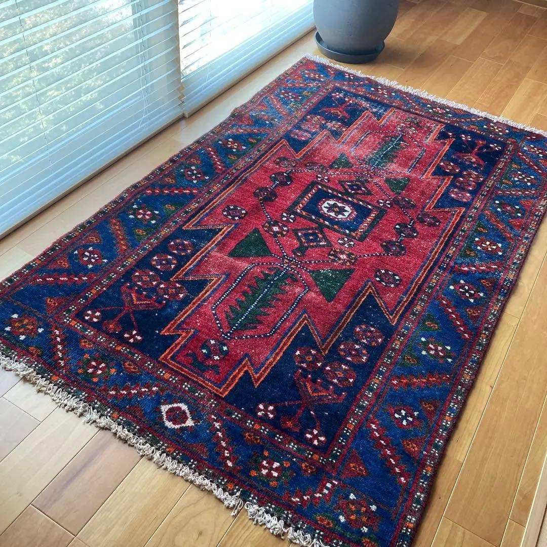 ヴィンテージラグ　トライバルラグ　ハマダン　メダリオン