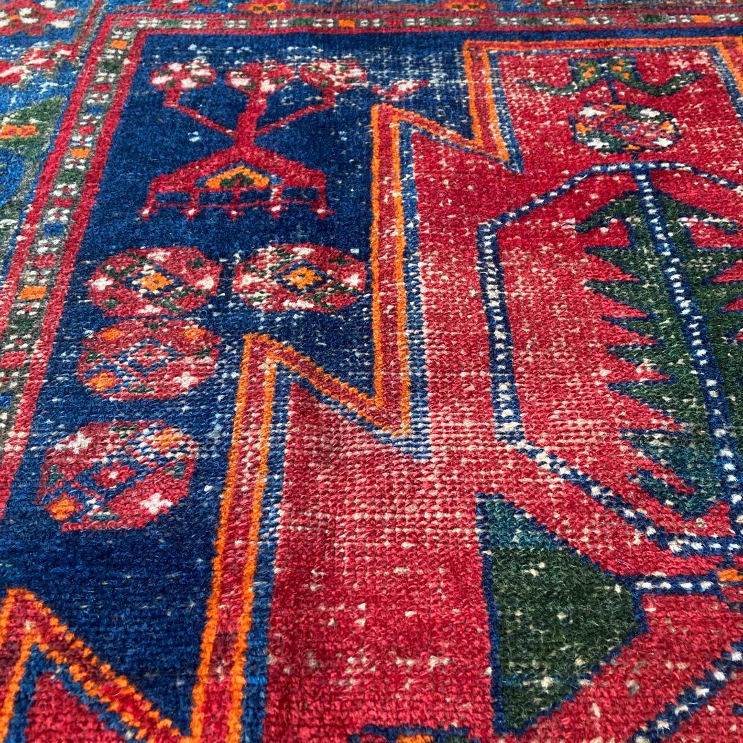 ヴィンテージラグ　トライバルラグ　ハマダン　メダリオン