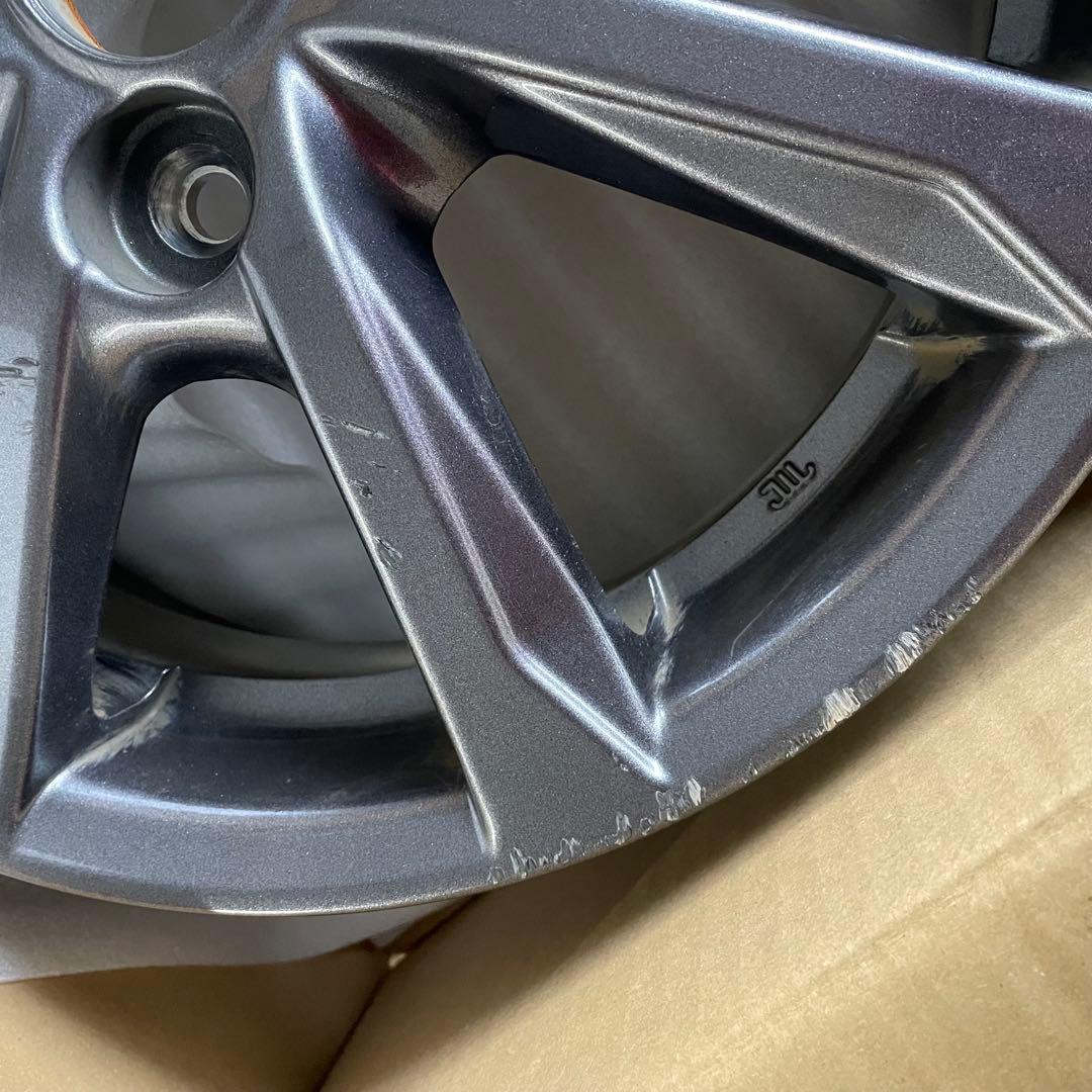 ダイハツ純正ホイール 155/65R14 グレー 8本スポークホイール