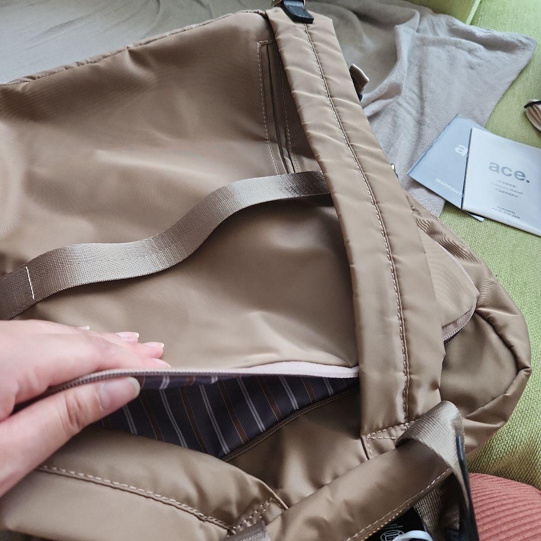 ビジネス　リュック　 定期入れ付き　ace.　エース　ベージュ