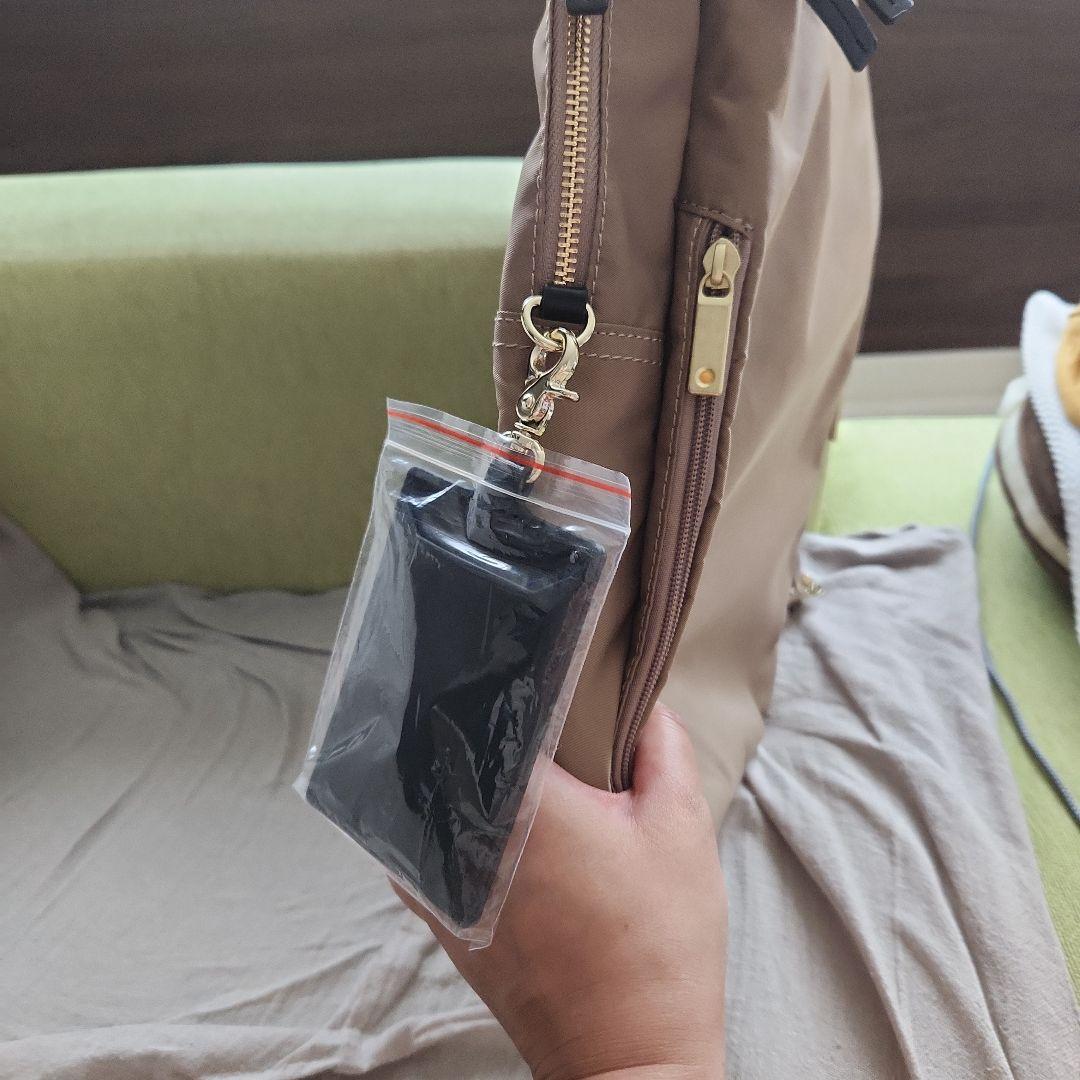 ビジネス　リュック　 定期入れ付き　ace.　エース　ベージュ