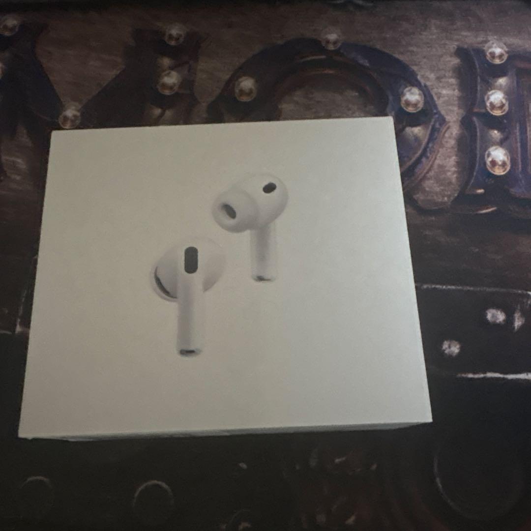 新品未開封　最新　AirPods Pro 3 本体